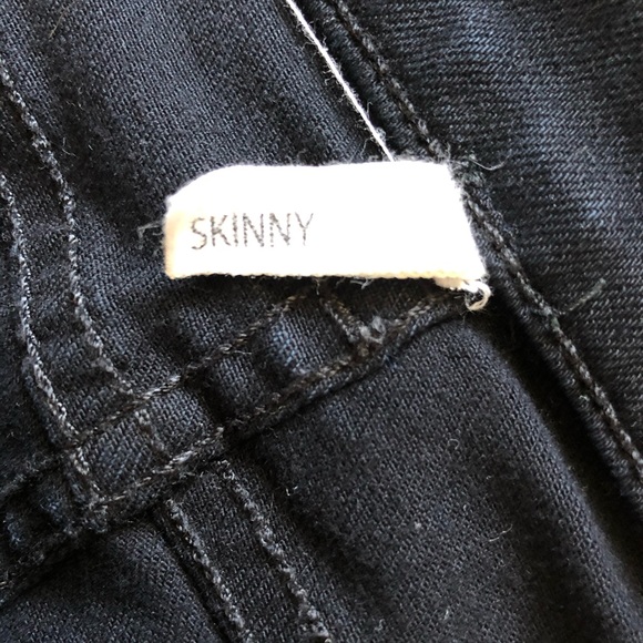 Rag & Bone black skinny frayed hem jeans - Picture 10 of 10